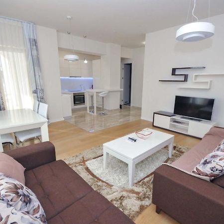 Luxury Montesun Apartments Budva Exteriör bild