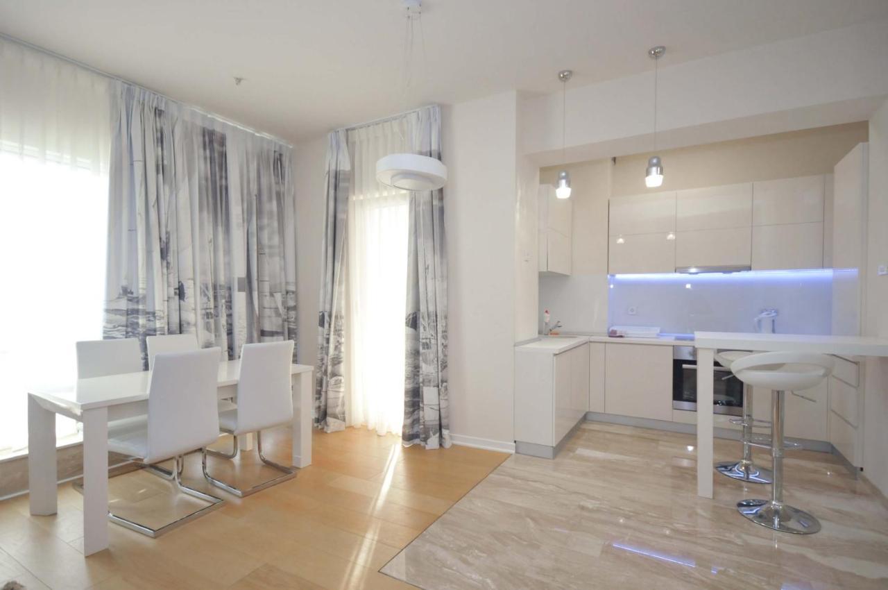 Luxury Montesun Apartments Budva Exteriör bild