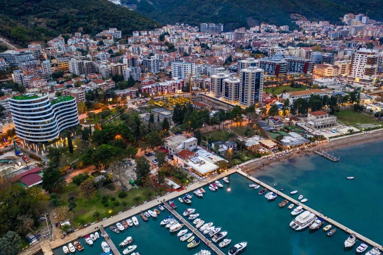 Luxury Montesun Apartments Budva Exteriör bild