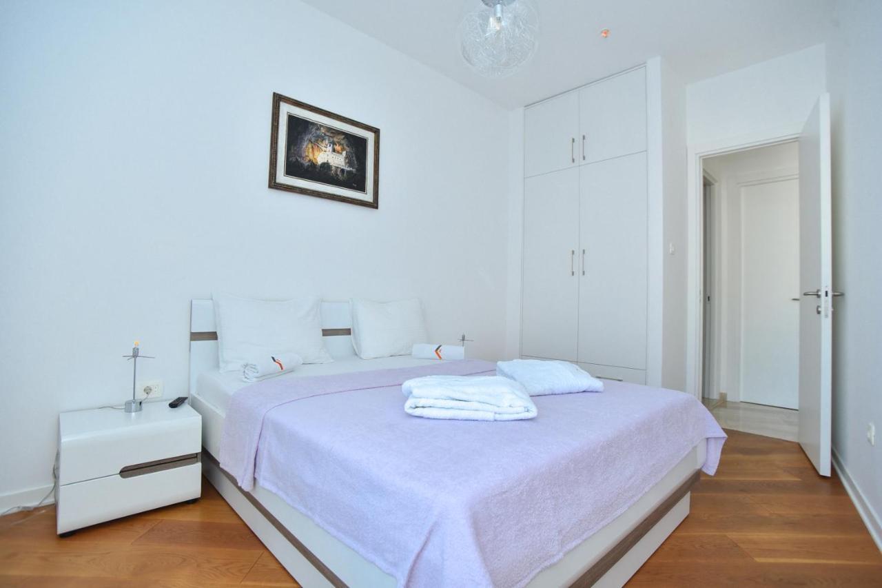Luxury Montesun Apartments Budva Exteriör bild